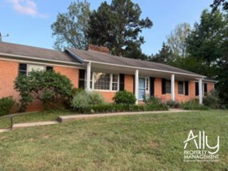 102 Lancaster Court