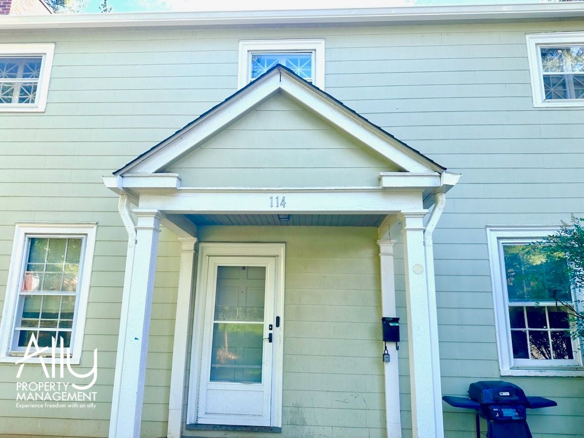 114A Maywood Ln